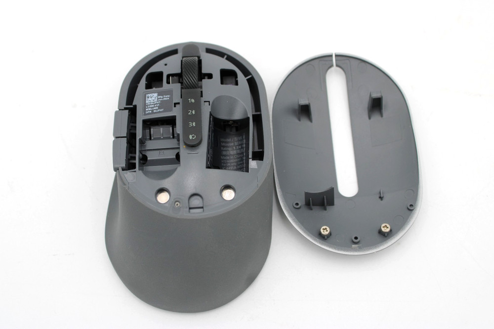 Dell KB7221WT Wireless Bluetooth Keyboard and Mouse - Gray