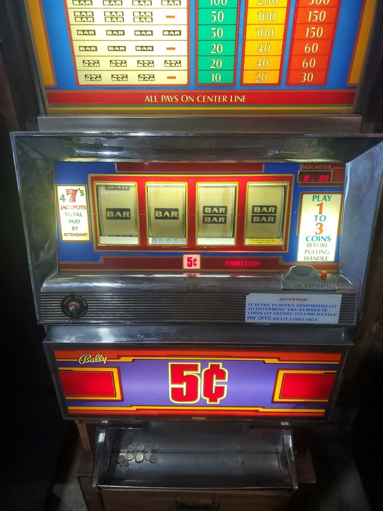 Slot Machine BALLY 5 Cent Nickel E Series E2203-4 Working!