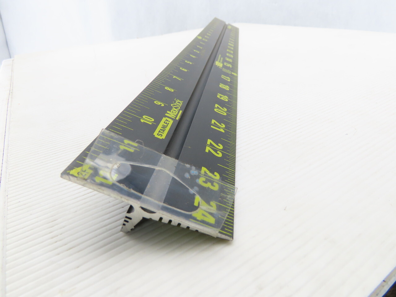 Stanley 45-101 24" Straight Edge Cutting Safety Ruler Wallpaper Sheet Rock