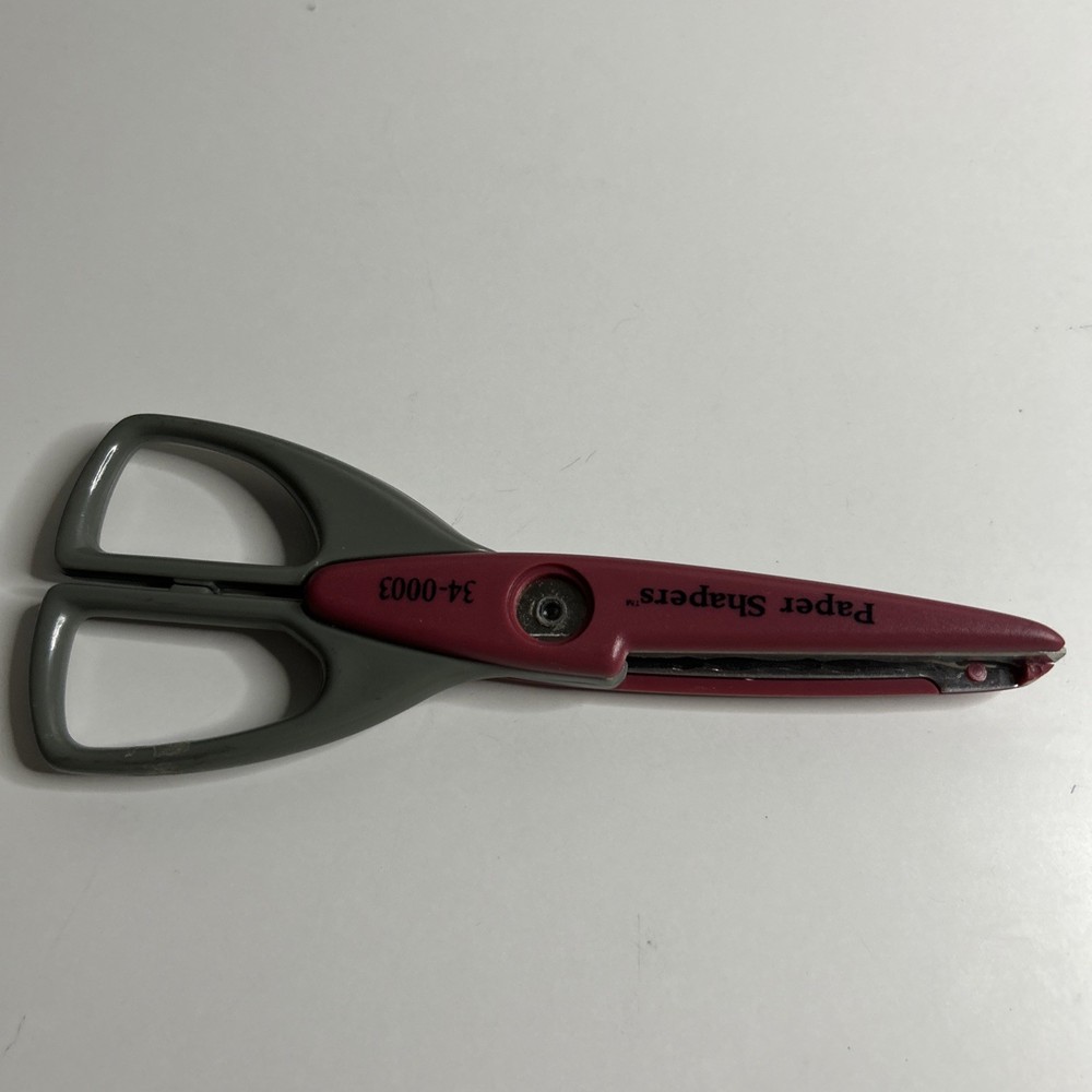 Provo Craft Decorative Scissors. RTS
