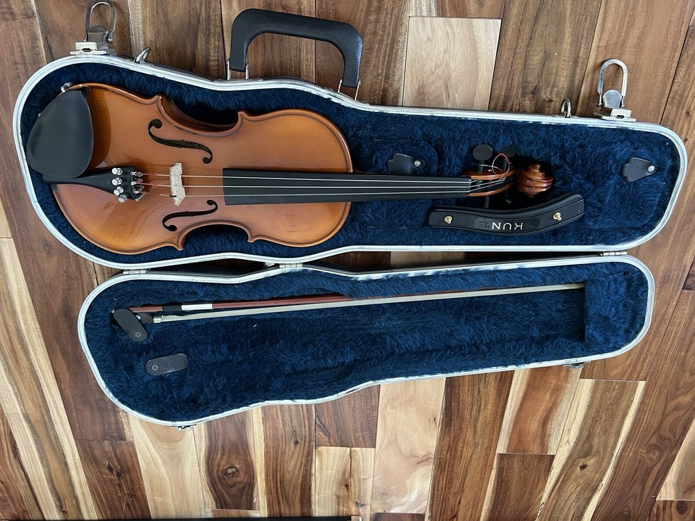J.Balaton violin