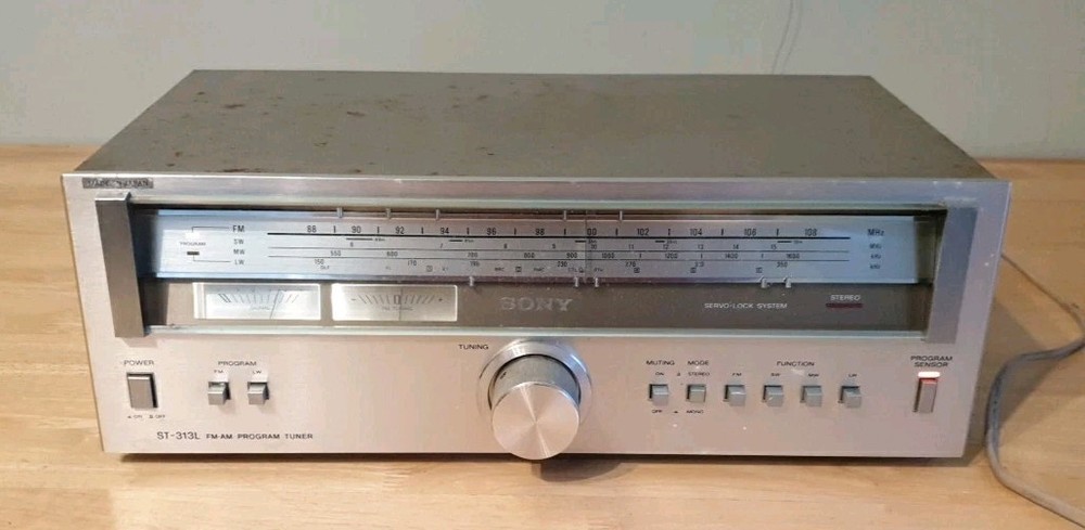 Vintage Sony ST-313L FM-AM Program Tuner Tested Working