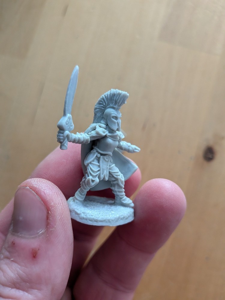 Reaper Bones 4 Female Warrior
