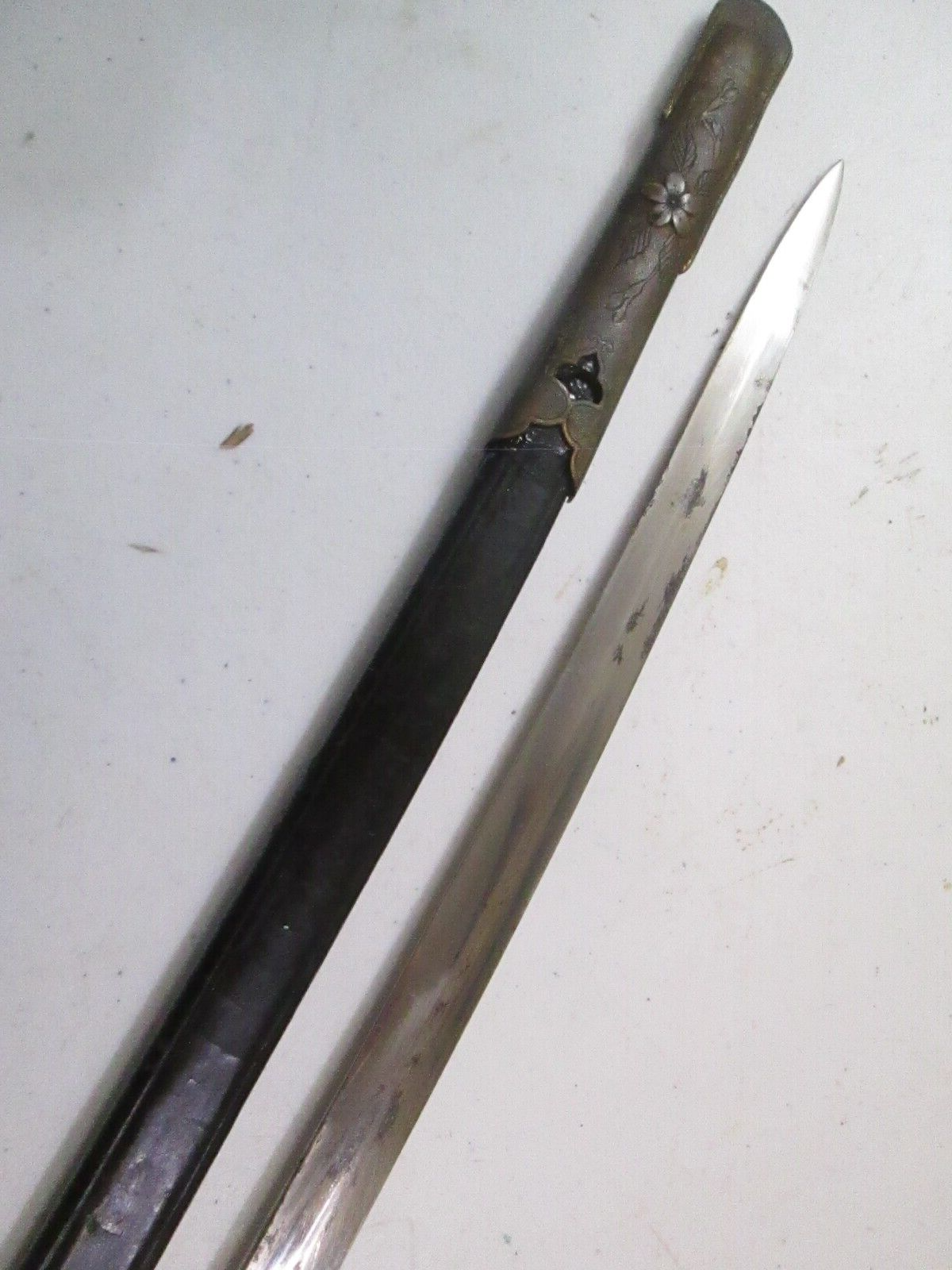 WWII JAPANESE NAVY OFFICERS PARADE SWORD WITH SCABBARD #Y58