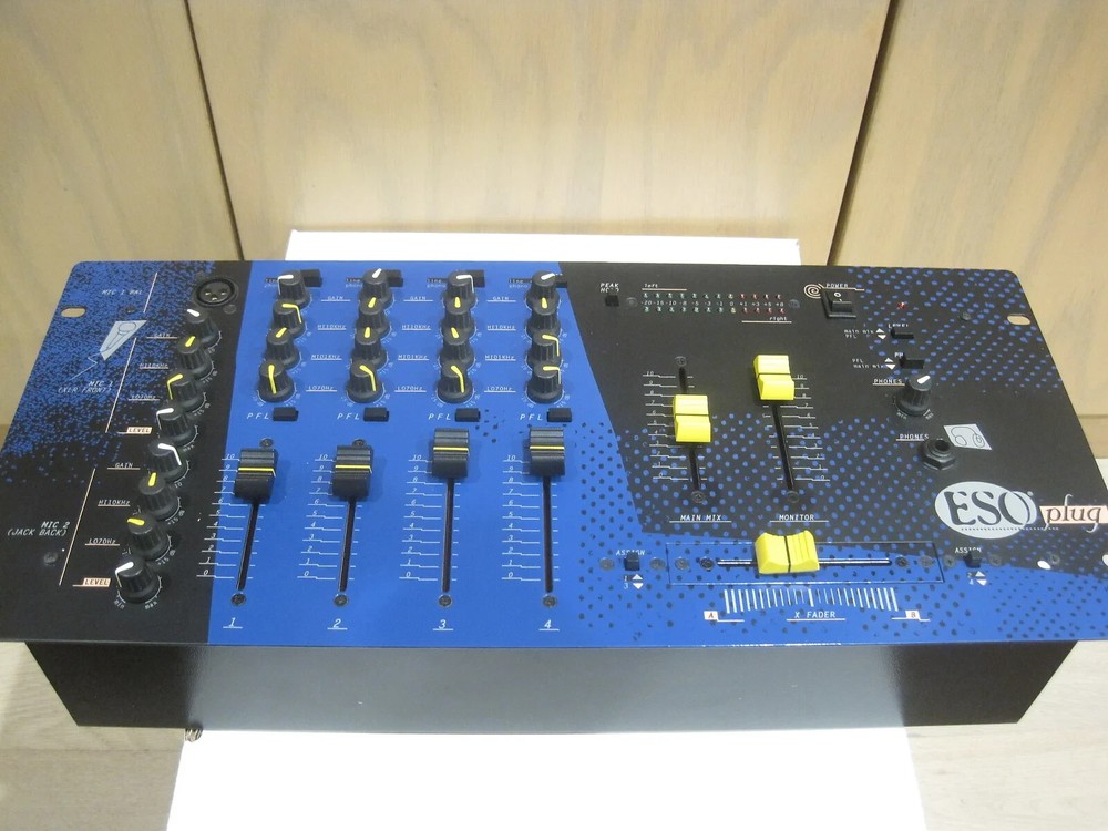 ESO Plug 4-channel DJ Mixer Console