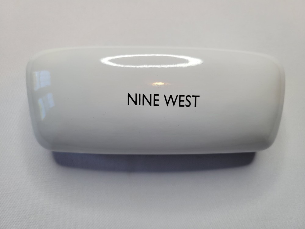 NINE WEST MEDIUM WHITE HARD SUNGLASS CASE