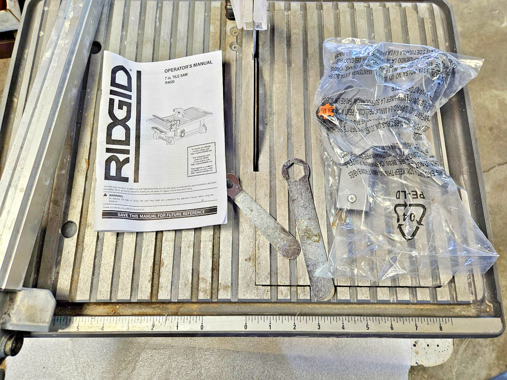 Ridgit R4020 7" Wet Tile Saw