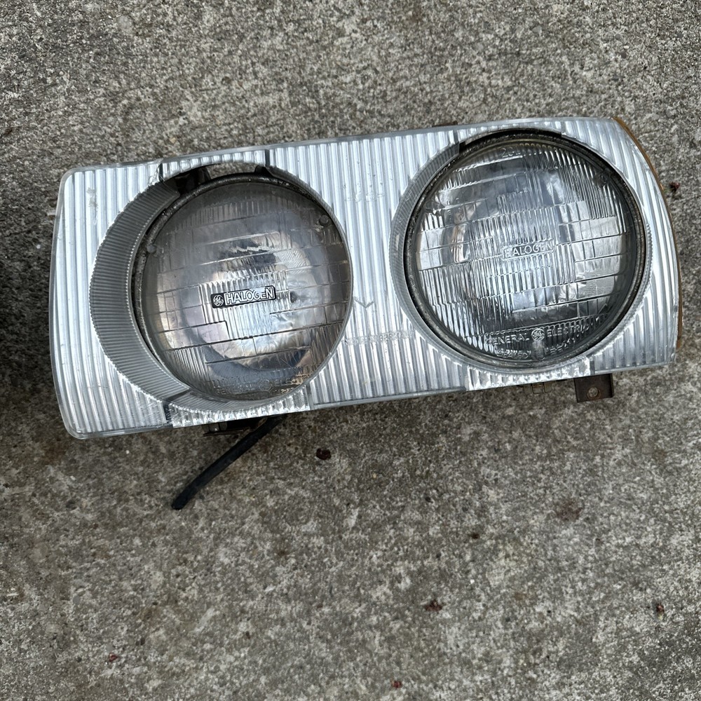 Audi 5000 main lights L/R