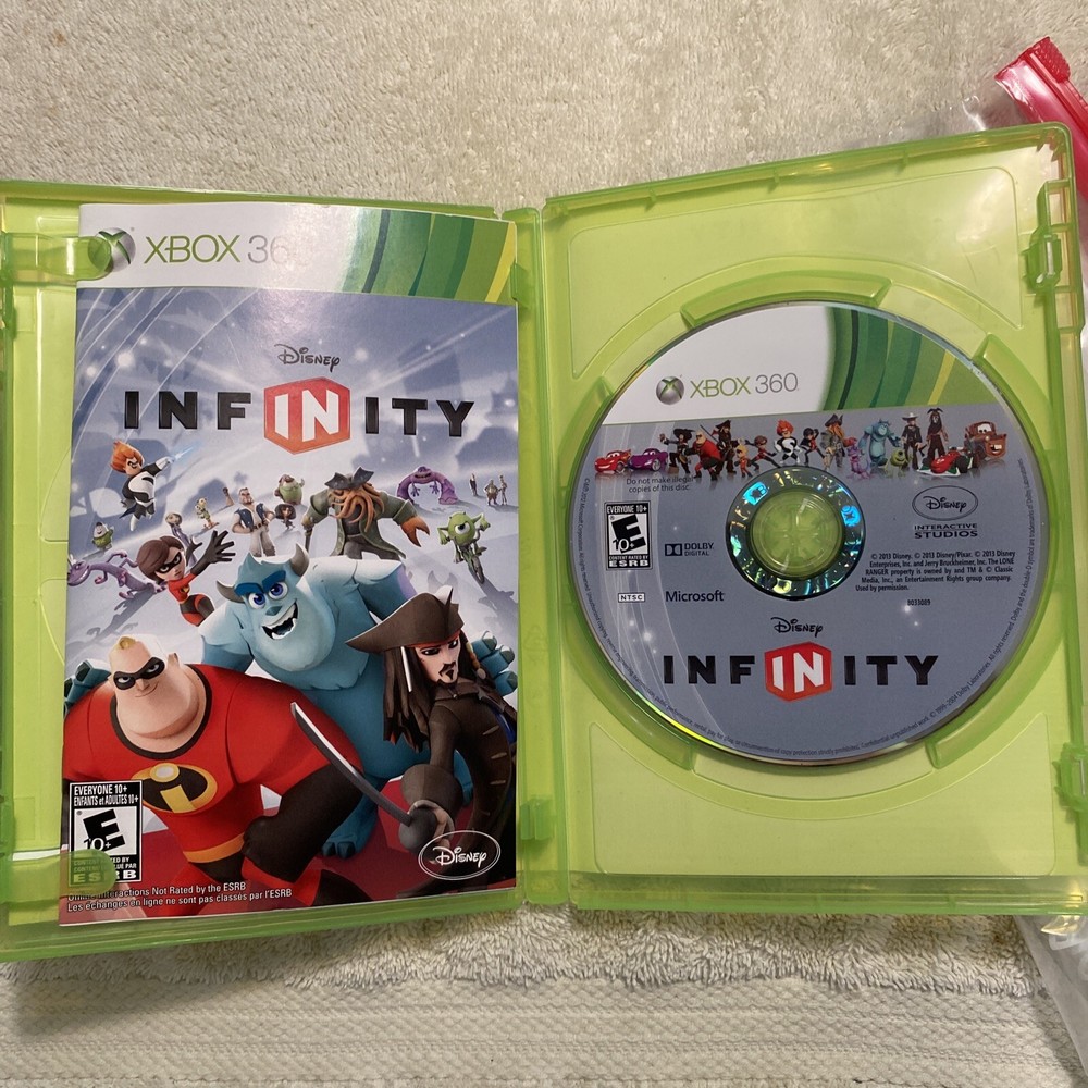 disney infinity lot , Game, 9 Figures, 2crystals And Three Power Disc