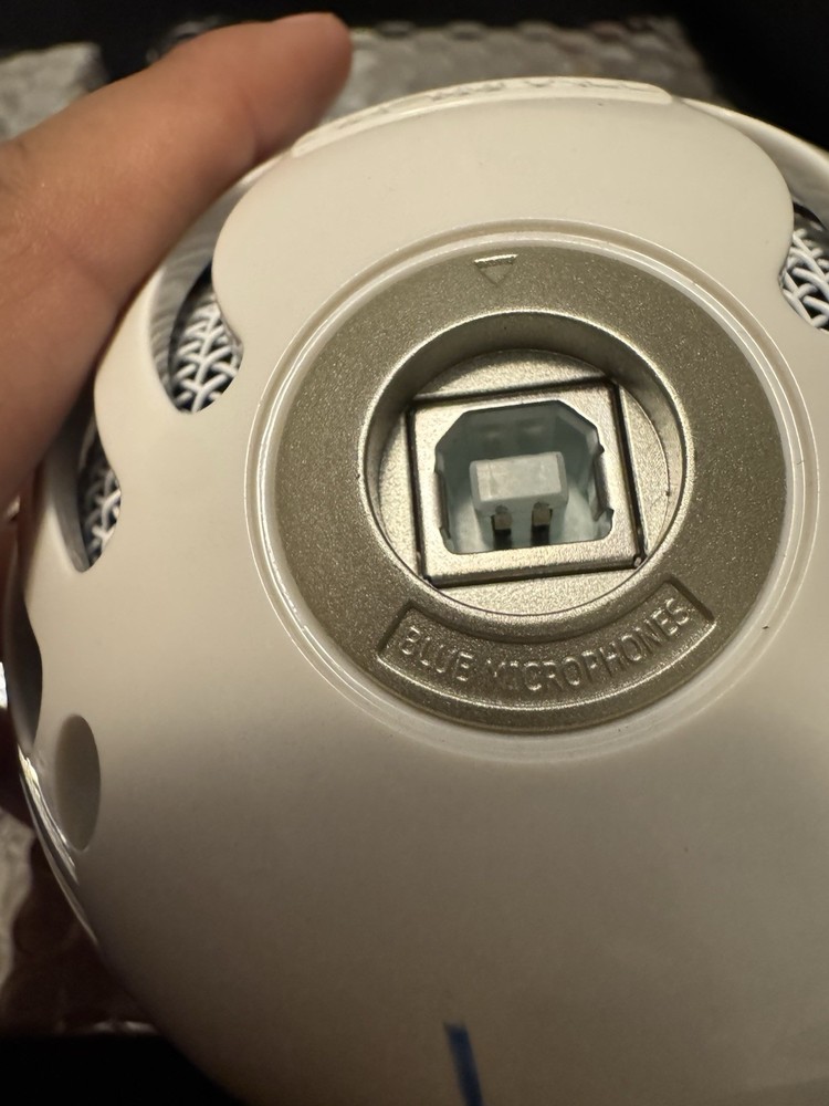 Blue Snowball USB Condenser Microphone White USB Model with Cable