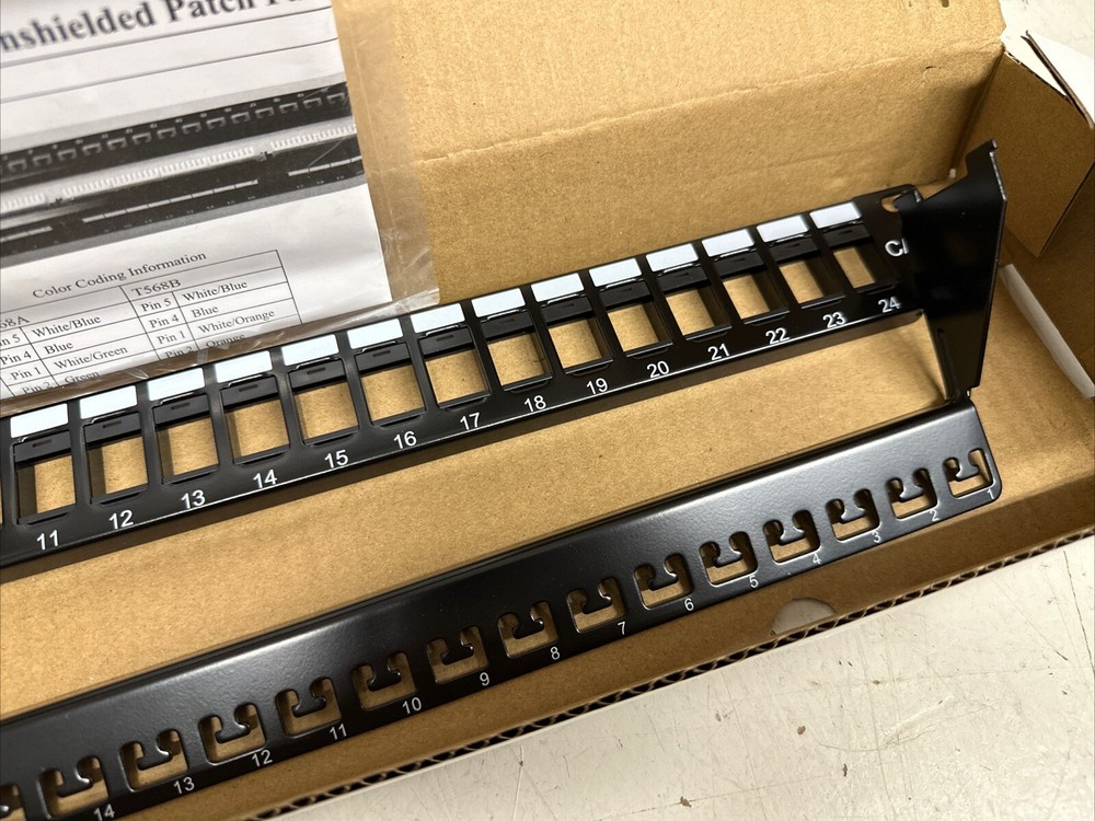 Cable Matters 24-Port Blank Patch Panel Rackmount or Wall Mount Cat 6