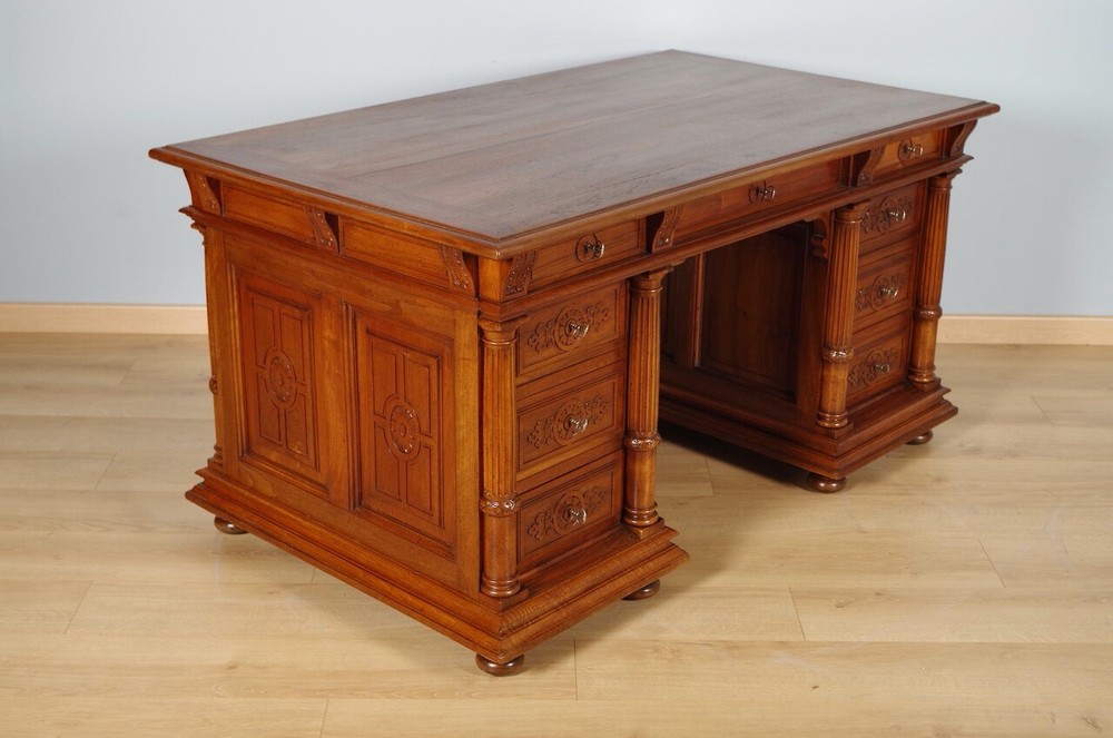 Honoré Dufin: Renaissance style office