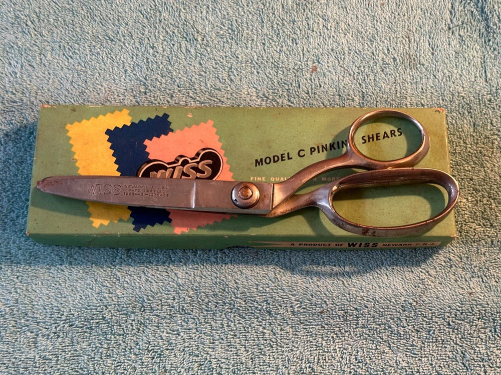 J Wiss & Sons Model C Pinking Shears Sewing Scissors VTG
