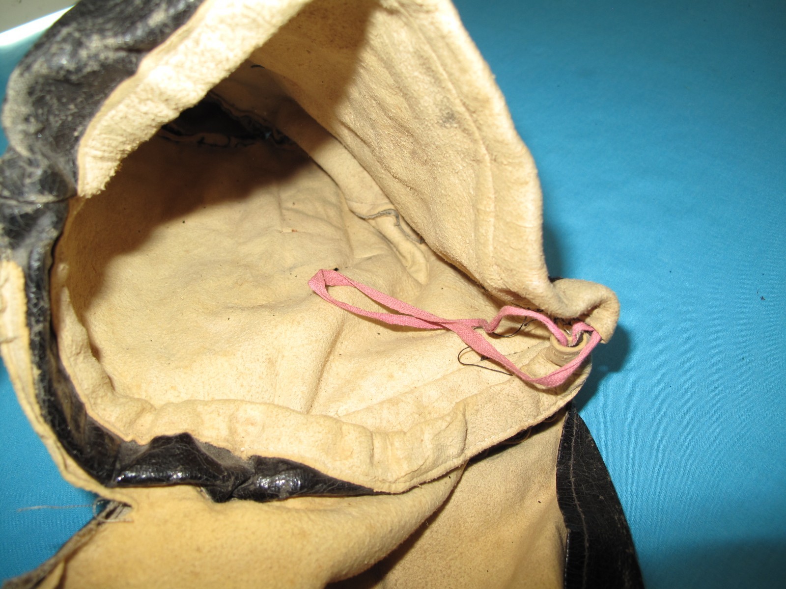 Rare Antique Scottish Sword Fabrikoid Case