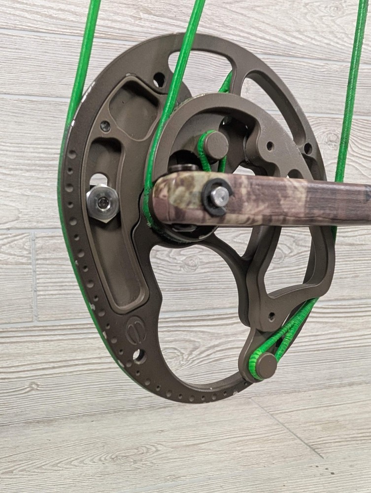 2012 Elite Answer Right Hand Black Riser Camo Limbs Package 50-60#