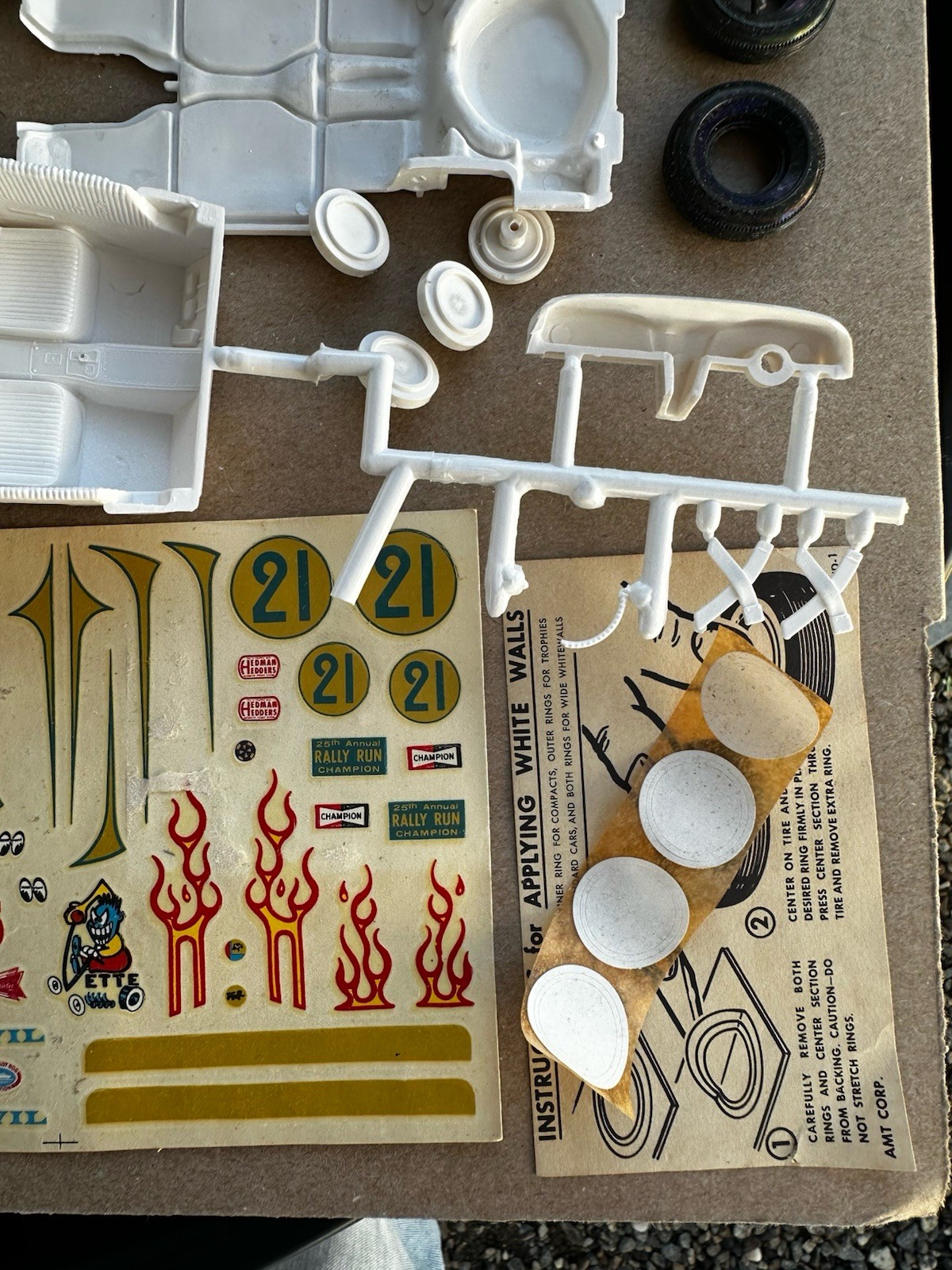 KIT#1-VINTAGE AMT '63 CUSTOMIZING KIT CORVETTE CONVERTIBLE 06-913-149