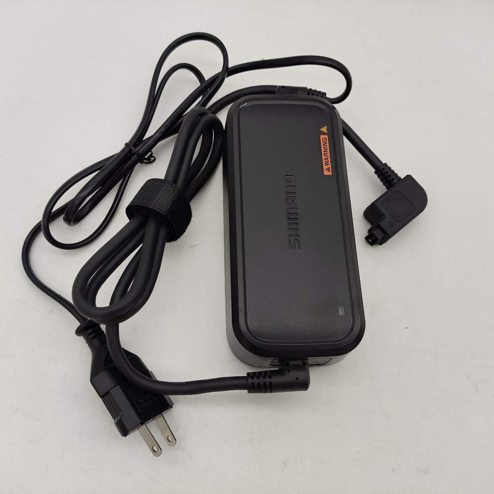 Shimano EC-E8004 STEPS eBike Battery 4A Fast Charger