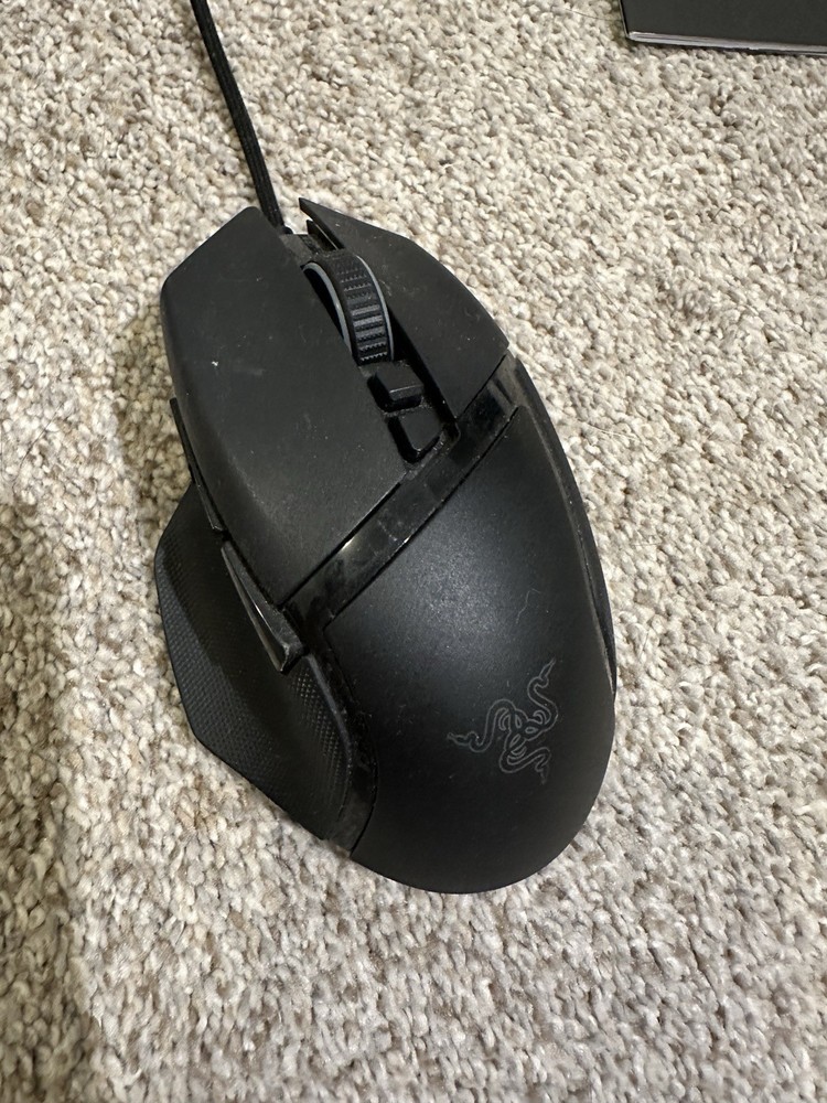 Corsair Extended Keyboard, Razer Basilik V3 Mouse, Bugha Mouse Bundle