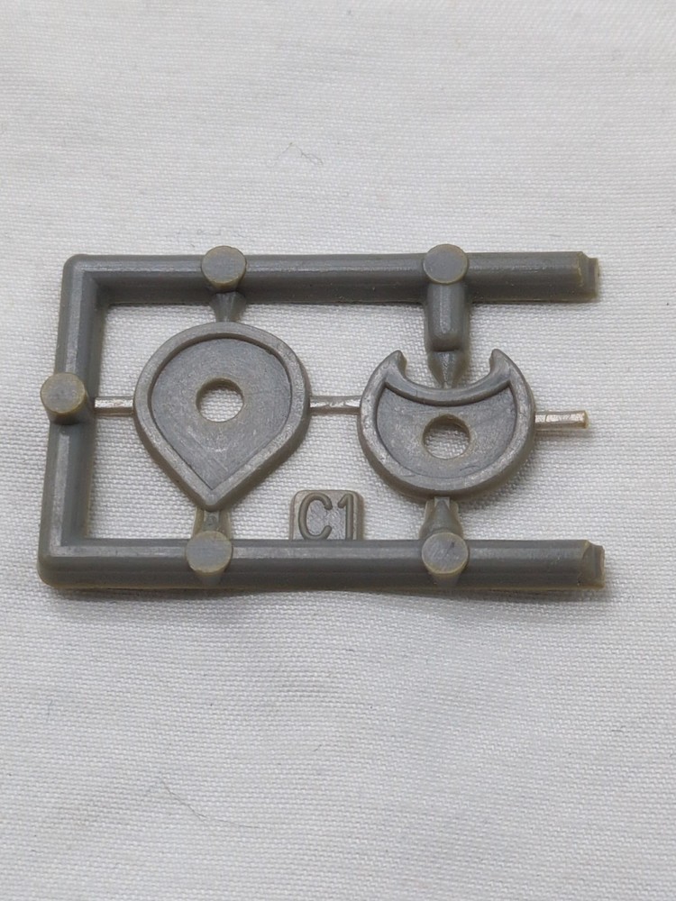 (2) Warhammer Fantasy Battles Dwarf Shields