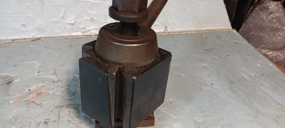 ALORIS MODEL CXA QUICK CHANGE TOOL POST No Holder