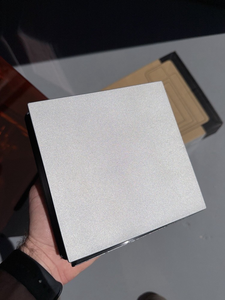 Formlabs Form 3+ 3D Printer - Only 4 Hours! - New Platform & Resin Tank