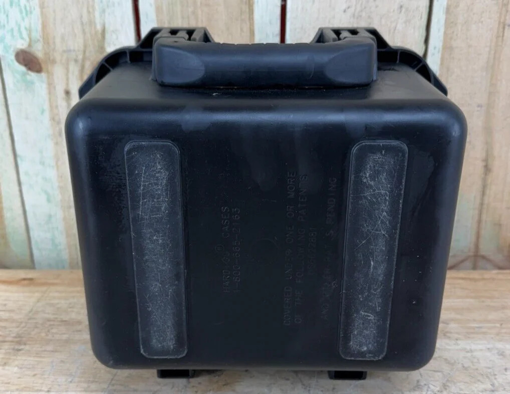 Pelican iM2075 Storm Case Waterproof Handheld Great Condition AB