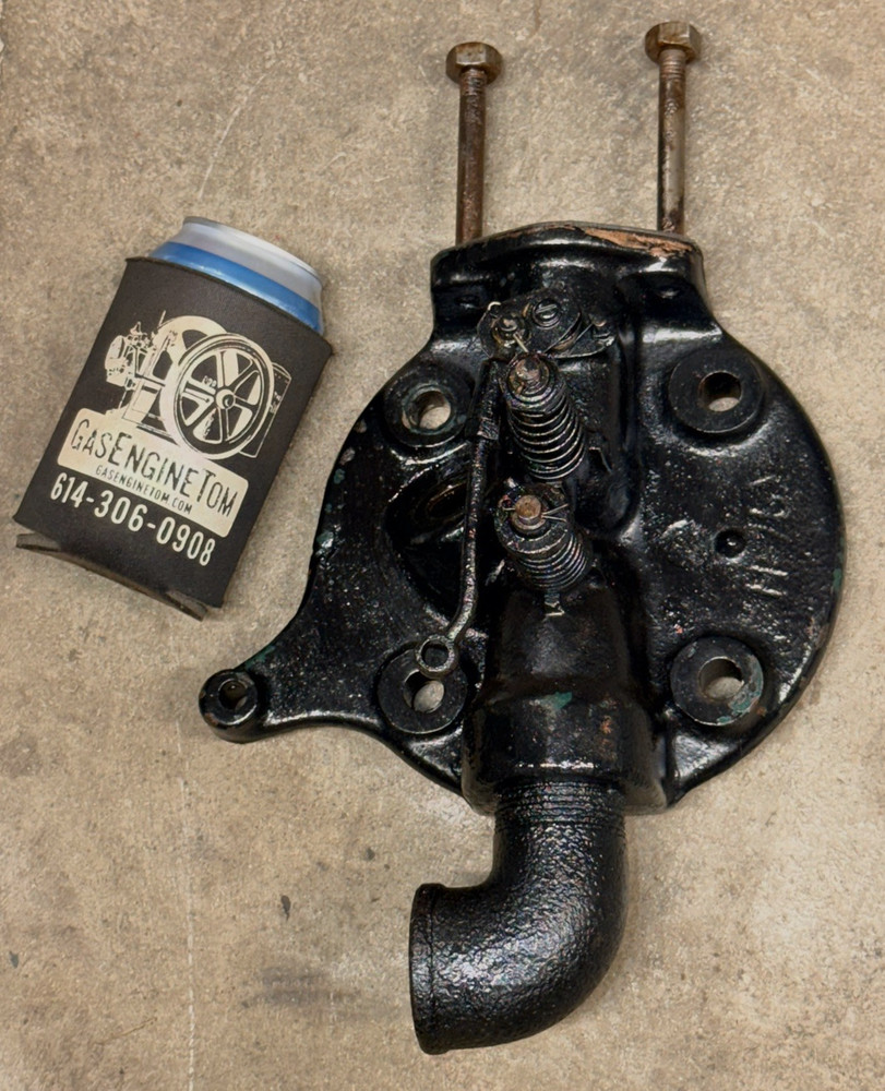 Complete Head 1 1/2HP IHC M Spark Plug Style Throttle Governed Gas Engine NICE!