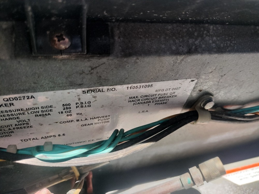 Manitowoc Undercounter Ice Maker Cube Machine Bin - 280 Pounds - QD0272A