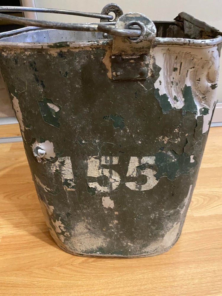 посуд військ Російської Федерації. Війна в Україні.Буча