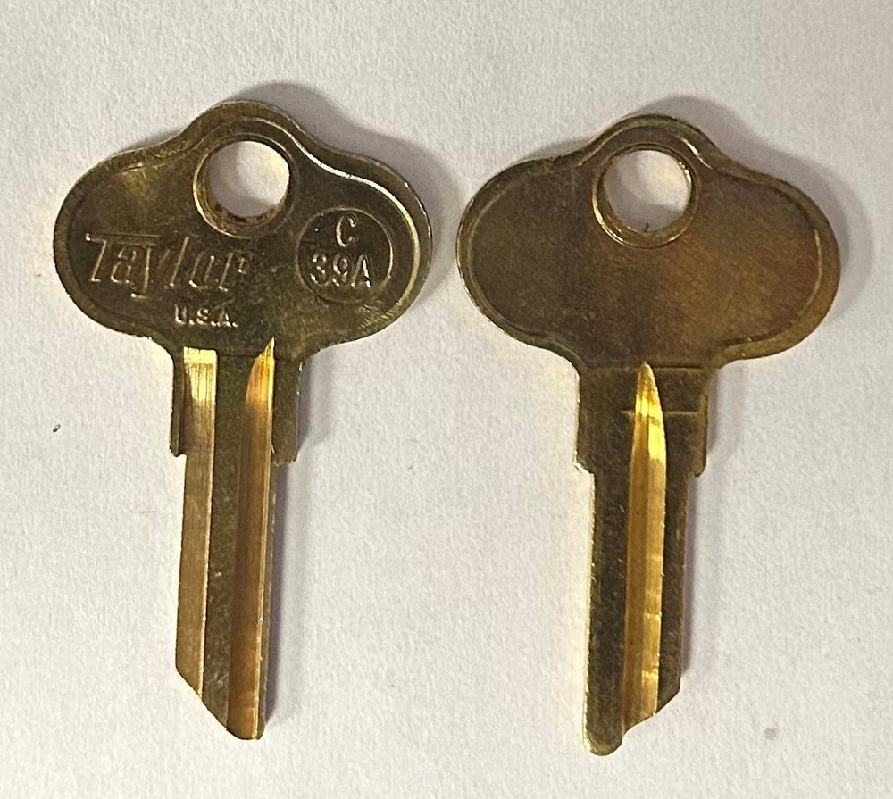Taylor C39A / CH3 Chrysler Boat Key Blank uncut (1 Pc)