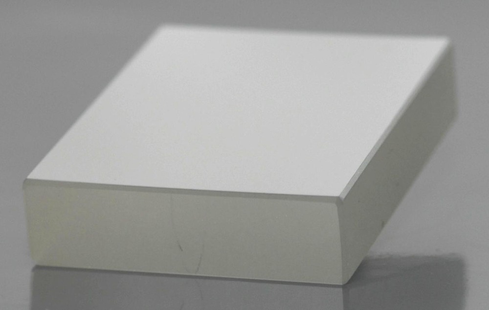 RECTANGULAR FIRST SURFACE MIRROR 32 x 41 x 9 mm, # 12786