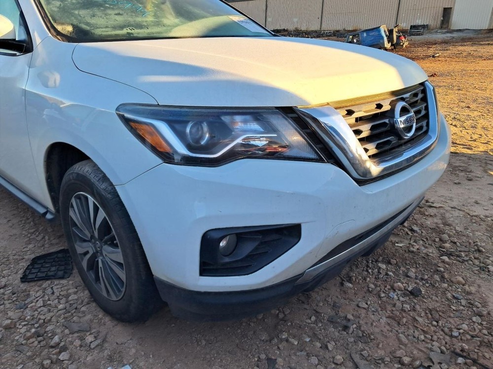 PATHFINDR 2017 Glove Box 4866854