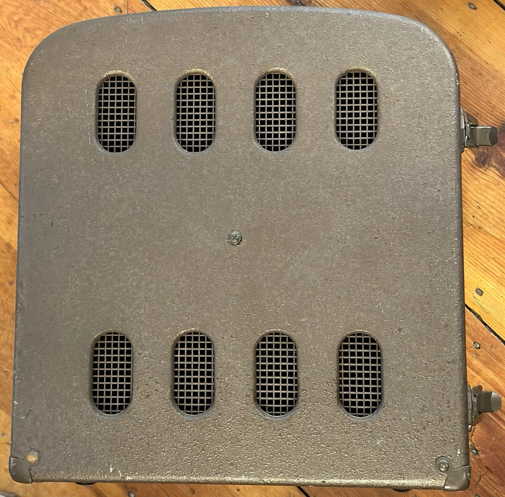 BELLE & HOWELL SPEAKER....CA.1940