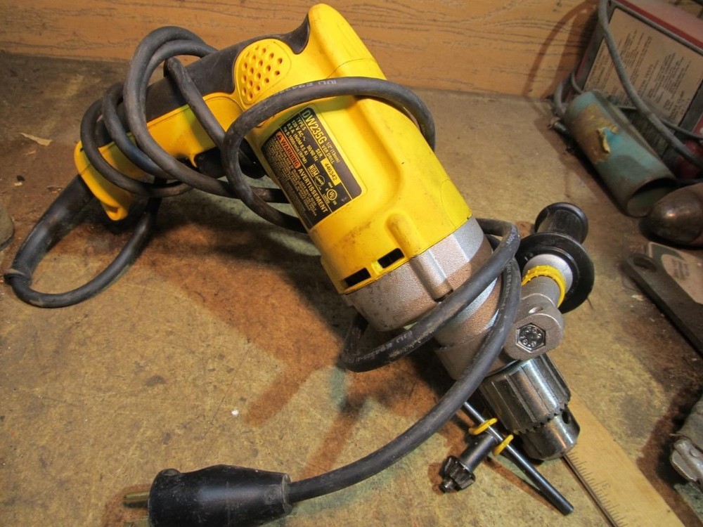 Dewalt DW235G 1/2" Drill