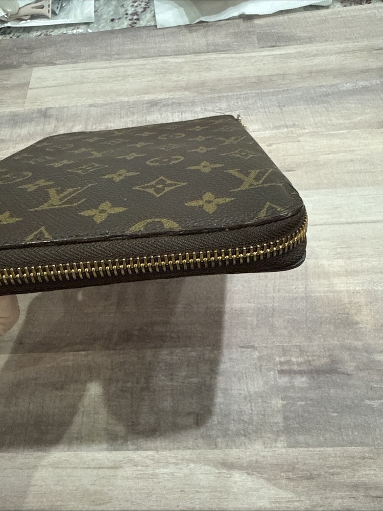 Vintage Louis Vuitton - Zippered Address Book - Date Code Pictured - Excellent