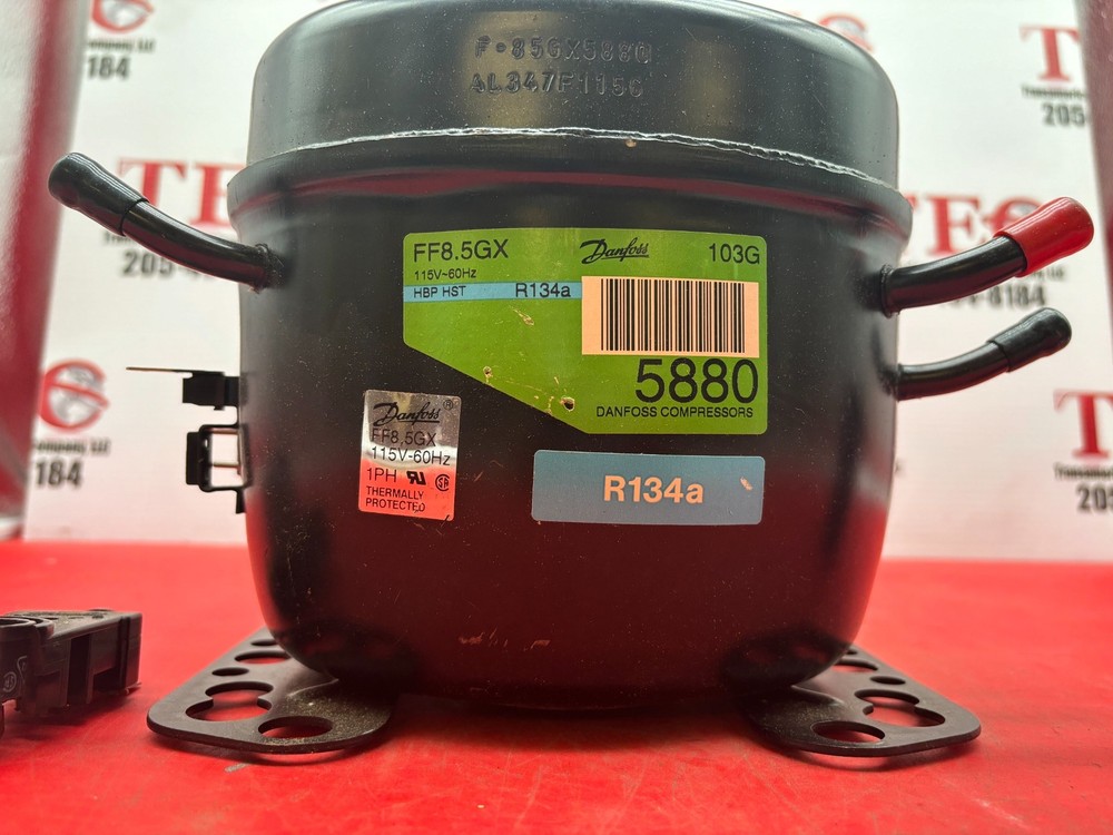 Danfoss FF8.5GX Refrigeration Compressor 5880 115V
