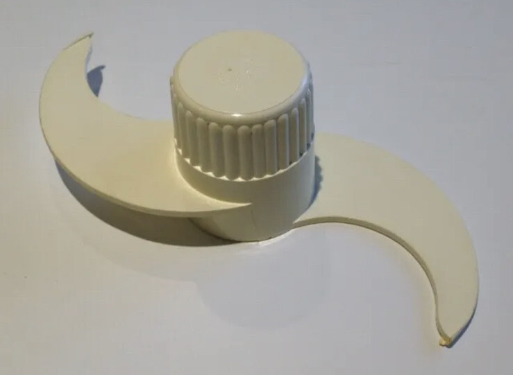 Vintage Cuisinart Food Processor Replacemet Plastic Blade for Model CFP 4