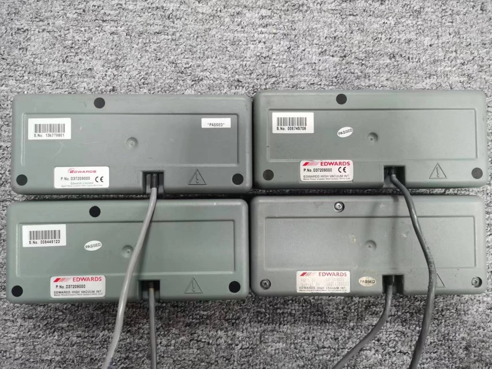 EDWARDS D37209000 PUMP DISPLAY CONTROLLER 4 PIN