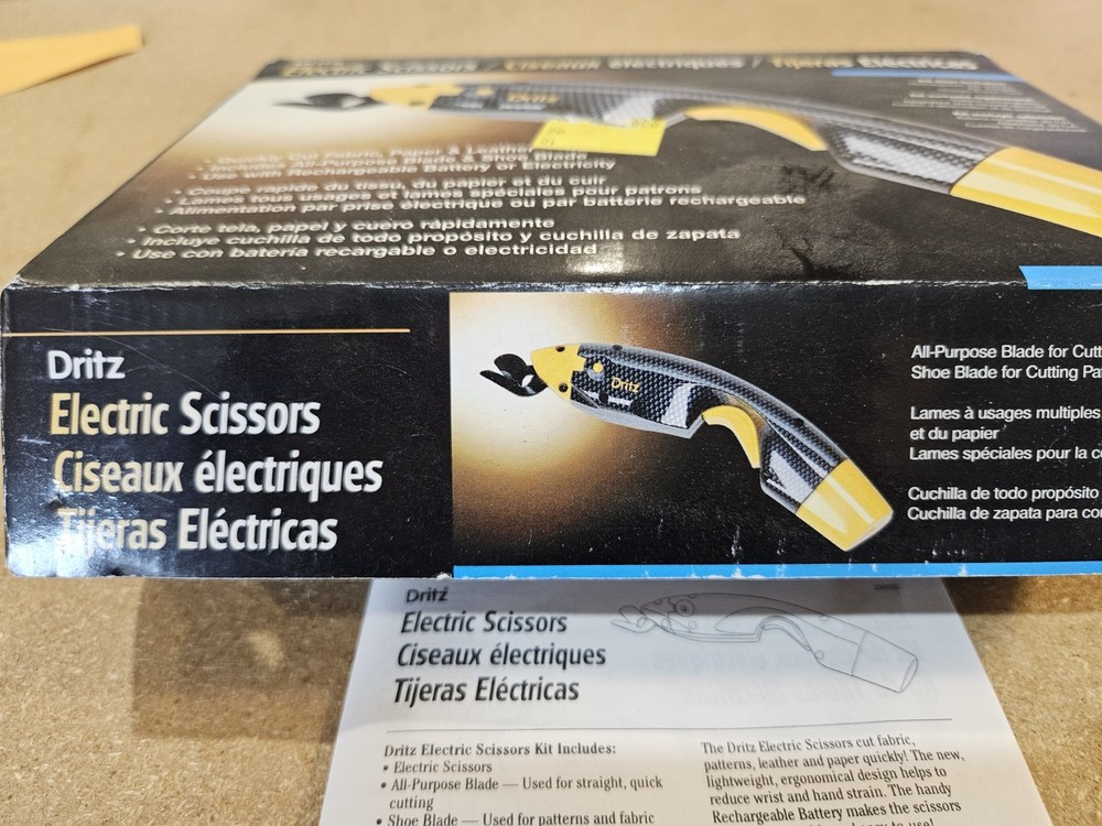 Dritz Electric Scissors Never Used