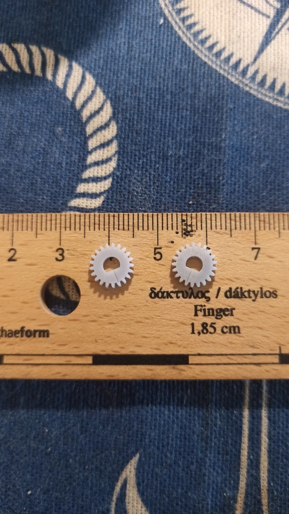 Sony DAT rotary encoder gear 1-464-724-31 