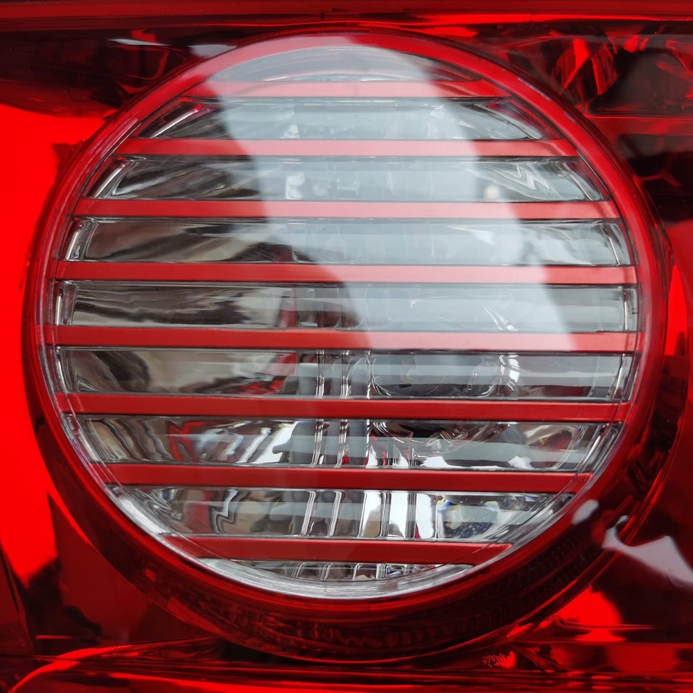 Rear Halogen Taillight for Sienna 2006-2010 Right Passenger Side