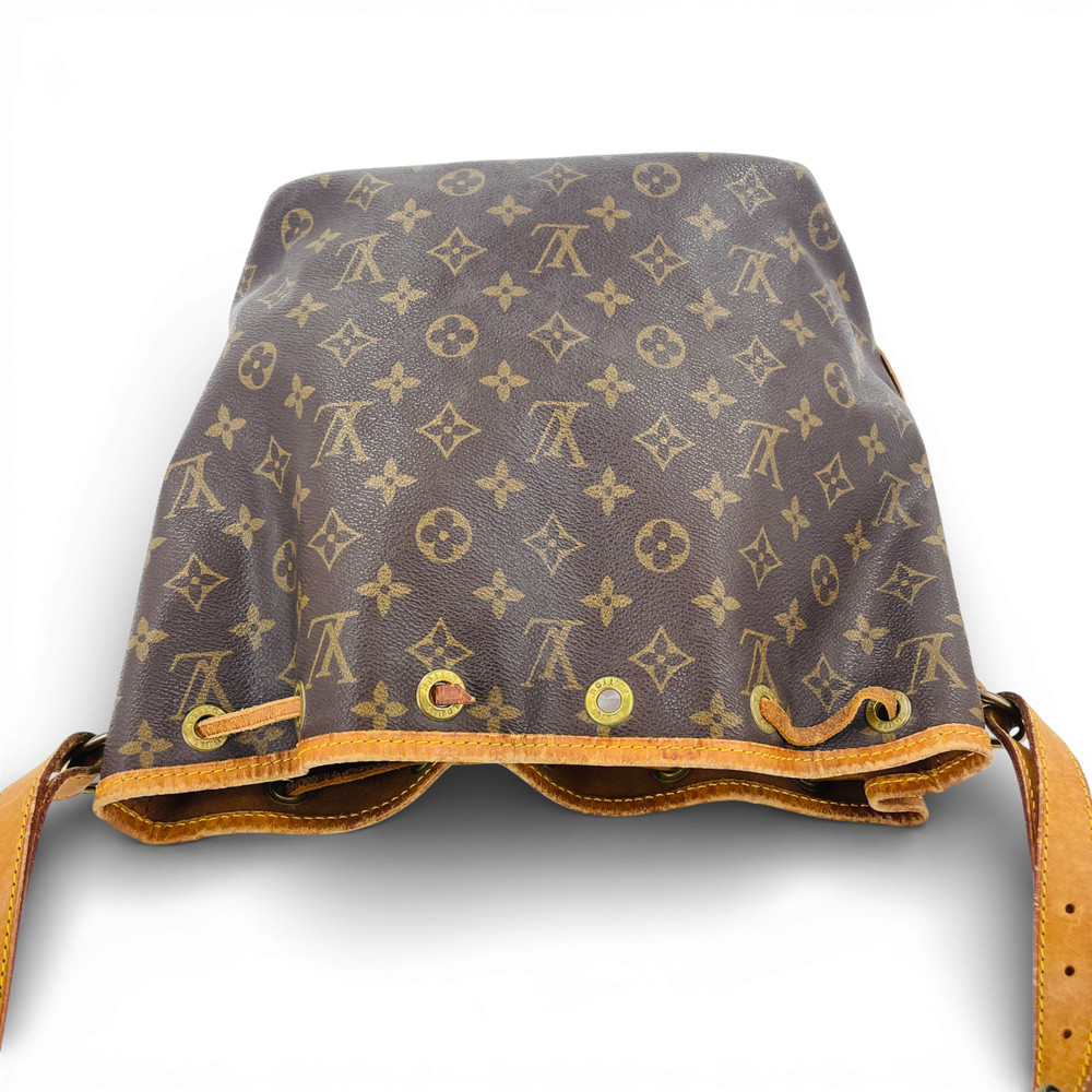 Auth LOUIS VUITTON Monogram Petit Noe M42226 Ladies Drawstring Shoulder Bag