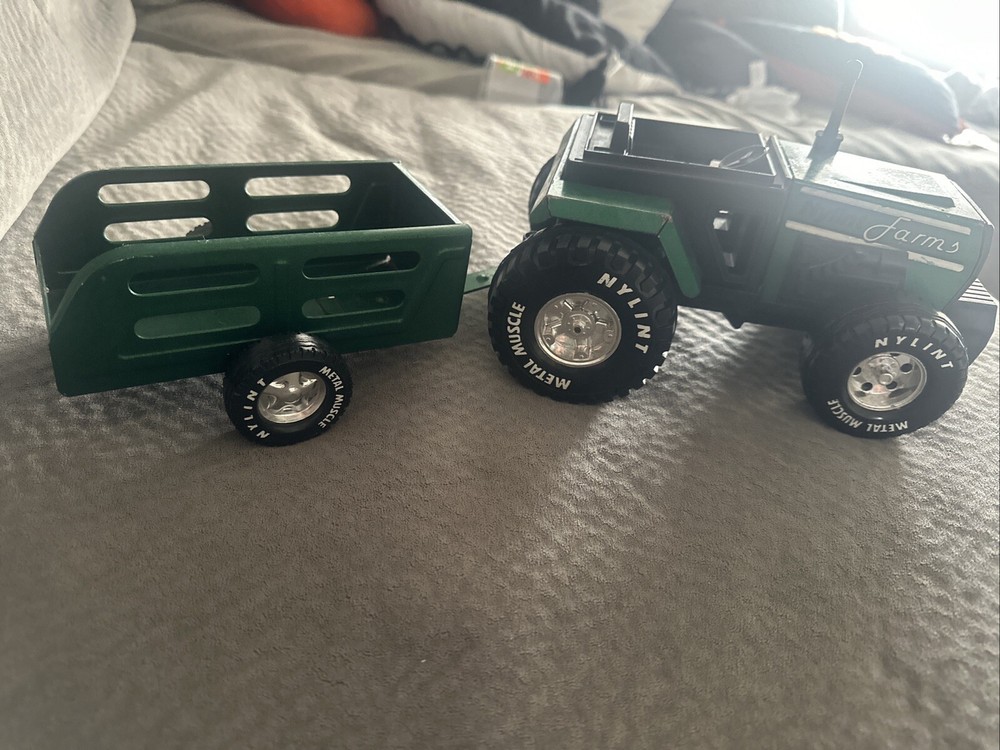 Nylons Farms Tractor And Trailer