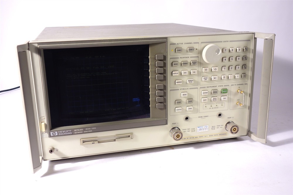 HP / Agilent 8753D Network Analyzer 30kHz - 3GHz Excellent