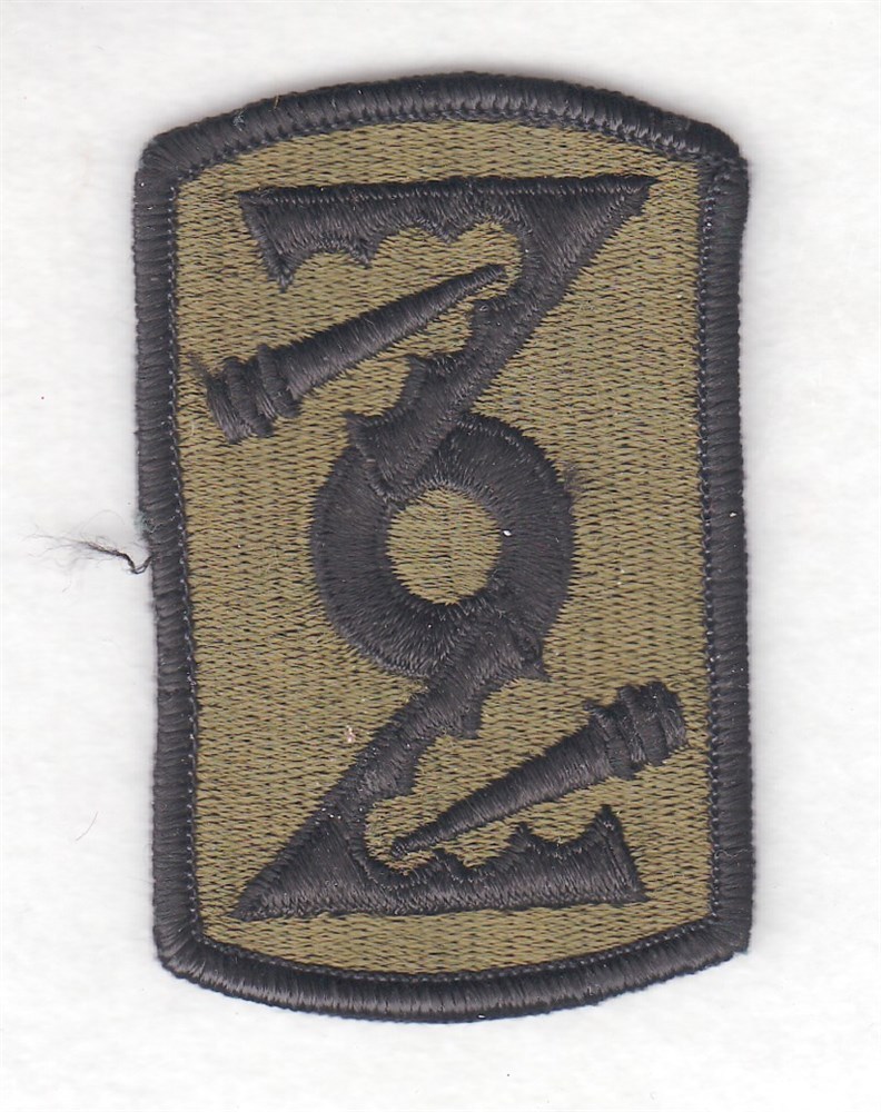 Army Patch: 72nd Field Artillery Brigade - merrowed edge, subdued