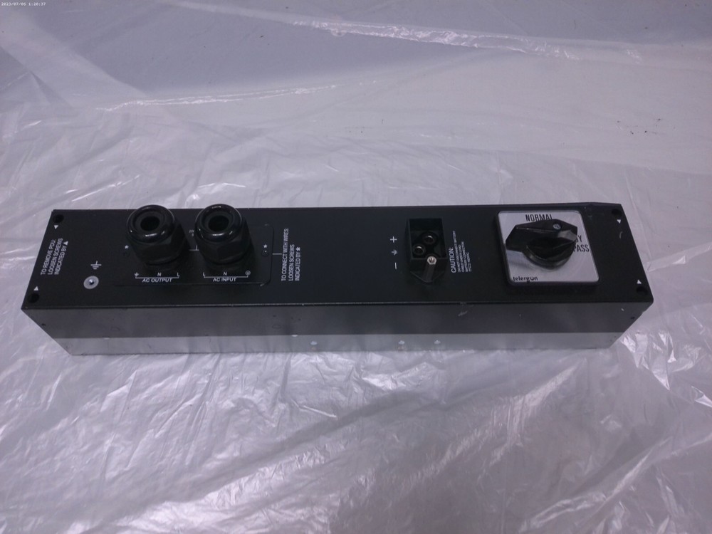 Tripp-Lite SUPDMB6KHW Detachable PDU
