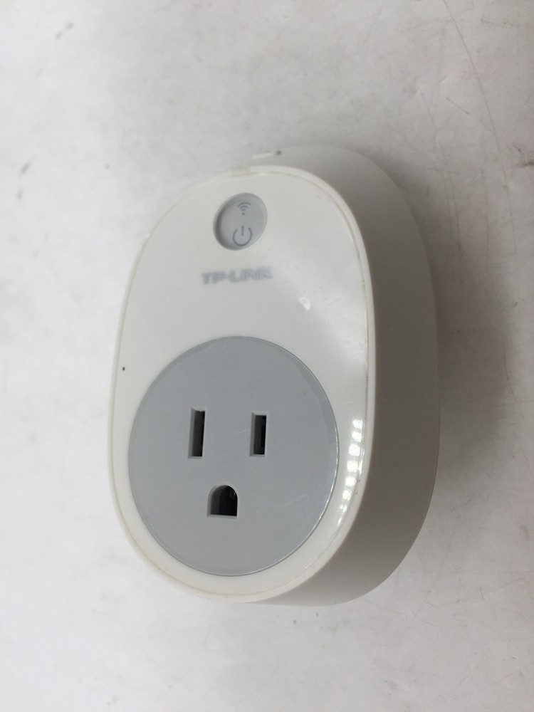 TP-Link Wireless Smart Plug HS100 FREE S/H