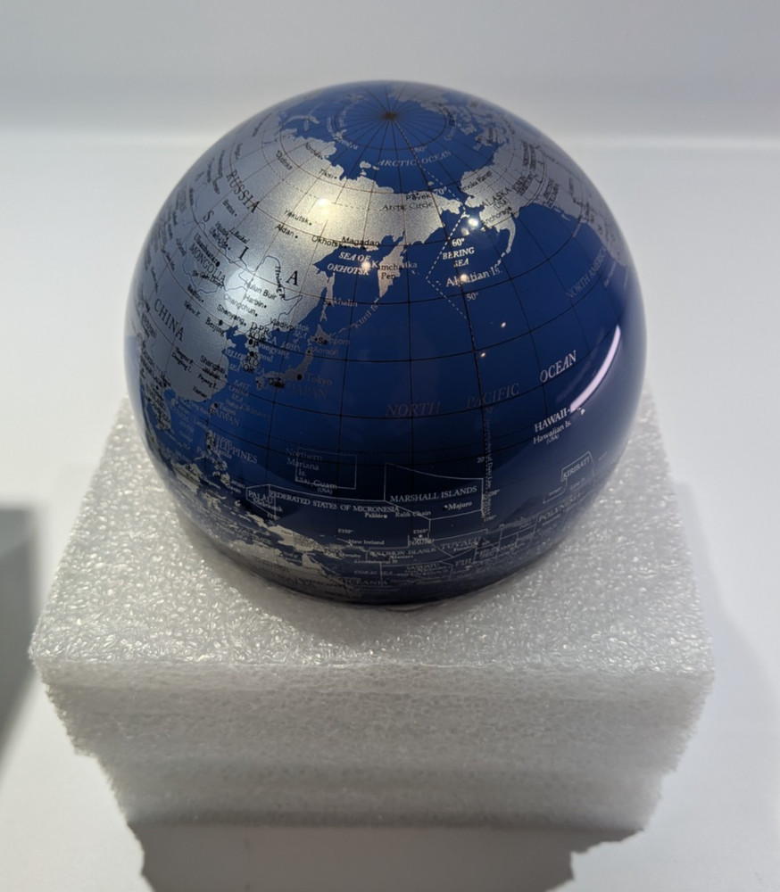 MOVA Blue Silver Earth Globe 4.5in Solar Powered Self Rotating