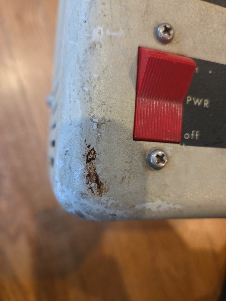 Norman P2000D Strobe Lighting Power Pack Untested