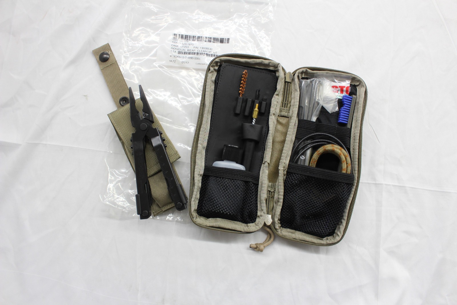 OTIS 5.56MM Cleaning Kit w/ Gerber MP600 Multi-Tool 1005-01-624-1673 Military US